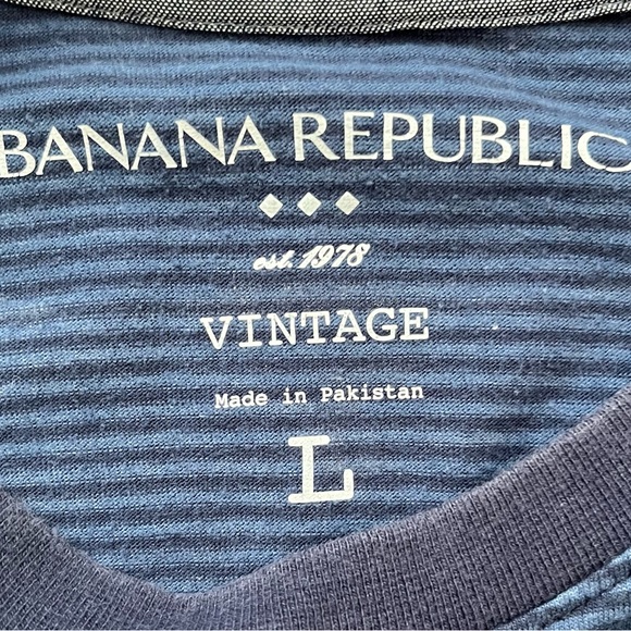 Banana Republic Striped Short Sleeve Pocket T Shirt - Picture 3 of 3
